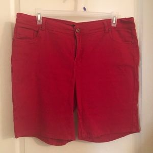 Roz & Ali Shorts 18
